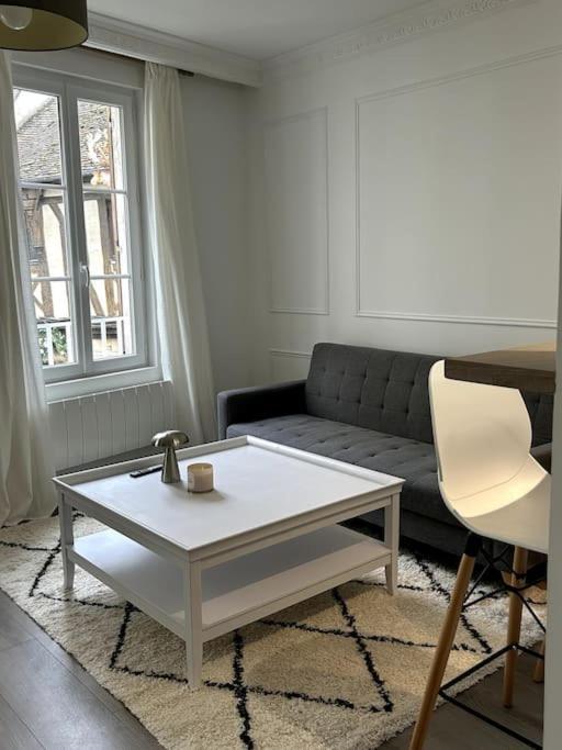 Le Petit Paris Compiegne Apartment Luaran gambar