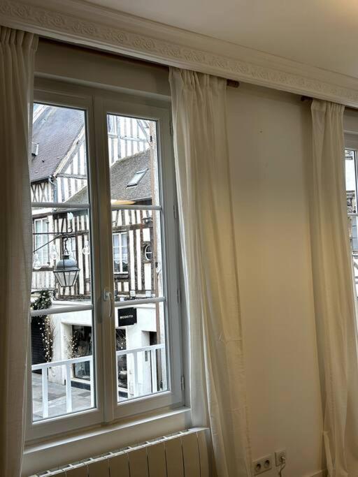 Le Petit Paris Compiegne Apartment Luaran gambar