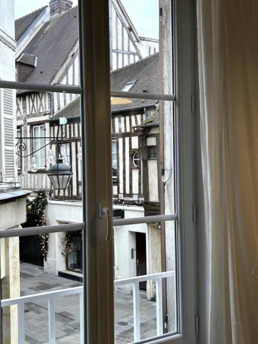Le Petit Paris Compiegne Apartment Luaran gambar